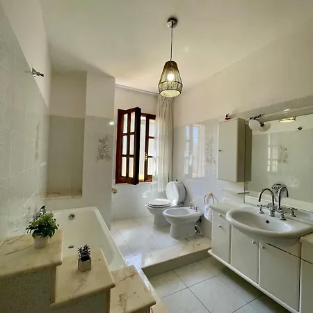 Apartment Ylenia S *