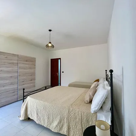 - Terrazza 1p Apartamento